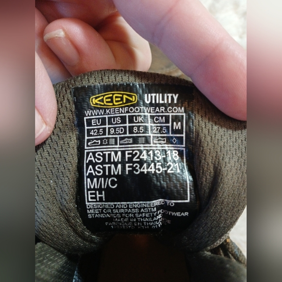 KEEN Men's Size 9.5D Utility Flint II Mid Waterproof Steel Toe Work Boots - Picture 8 of 10